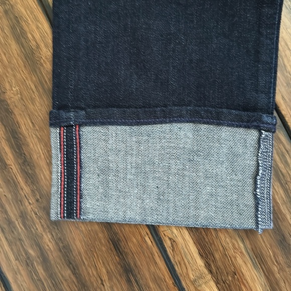 AG Adriano Goldschmied The Stevie Cuff, size 32 - Picture 2 of 7